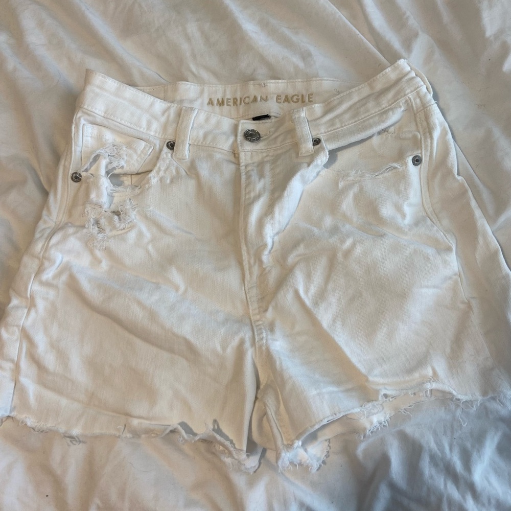 american eagle white jean shorts